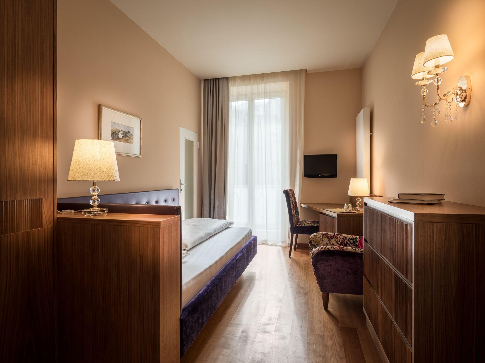 Hotel Palma Meran Buitenkant foto