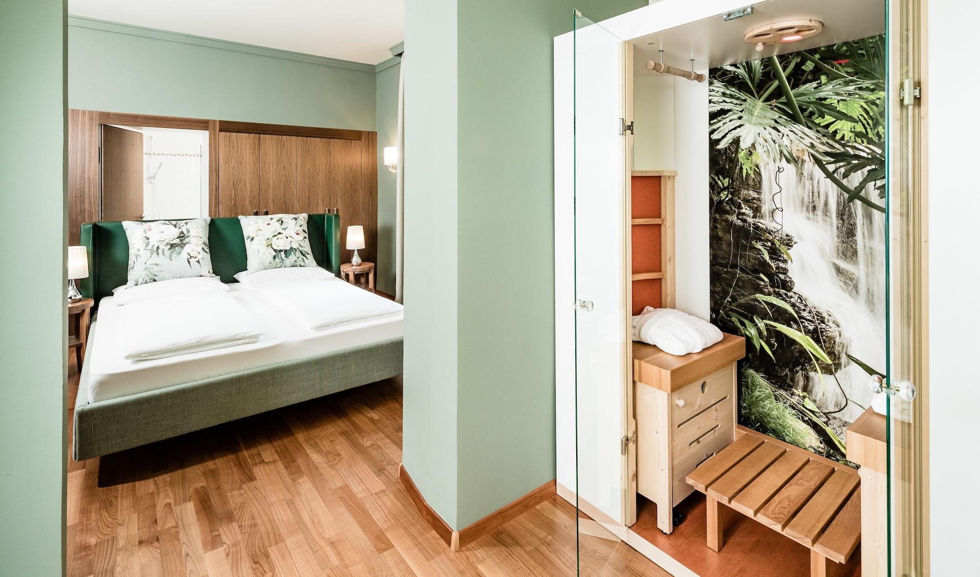 Hotel Palma Meran Buitenkant foto