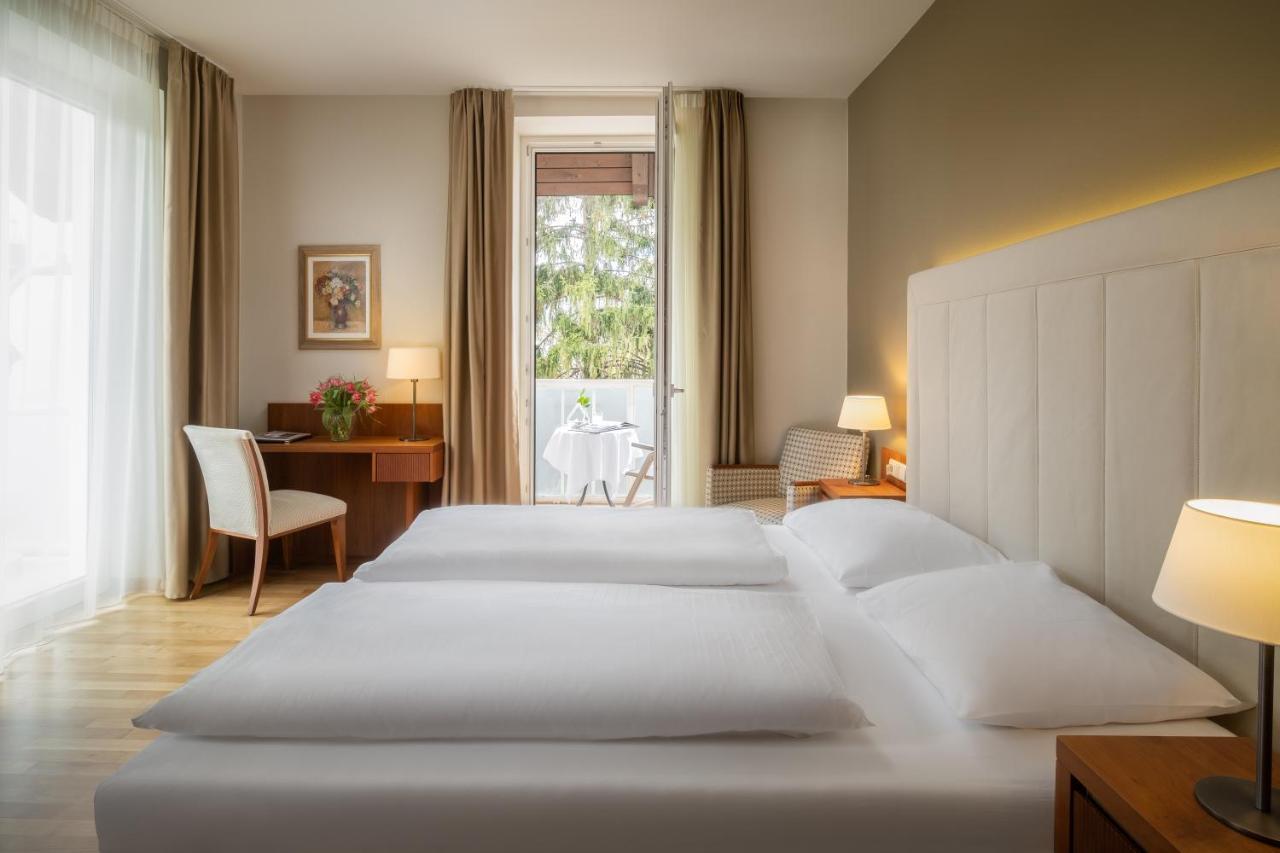 Hotel Palma Meran Buitenkant foto