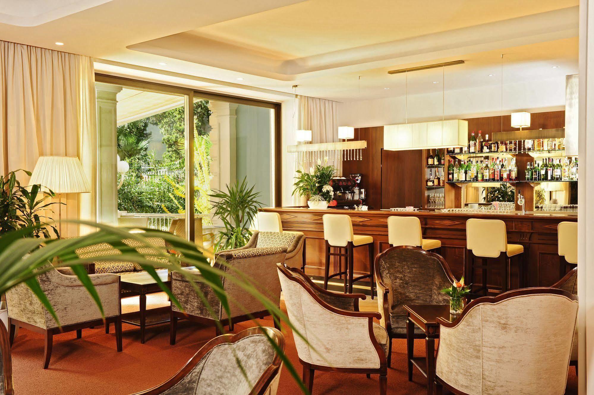 Hotel Palma Meran Buitenkant foto
