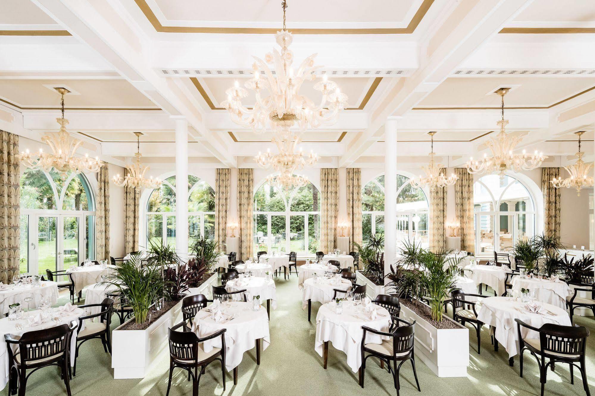 Hotel Palma Meran Buitenkant foto
